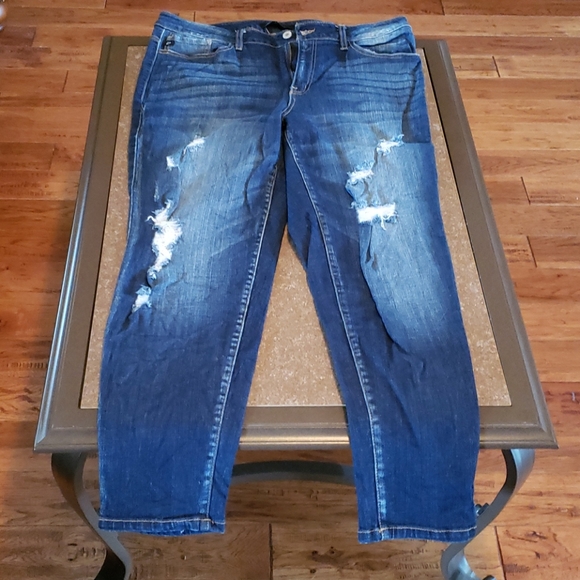 KanCan Denim - Kancan distress Jeans